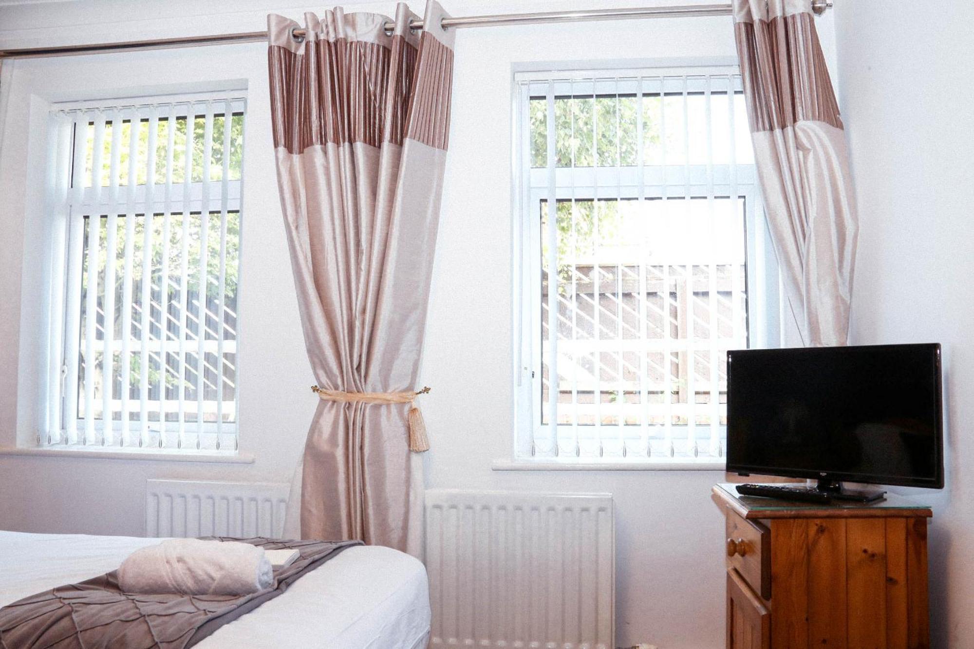 The Mayfield 4*