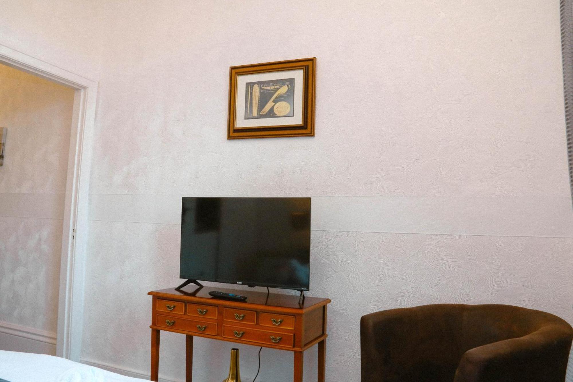 The Mayfield 4*